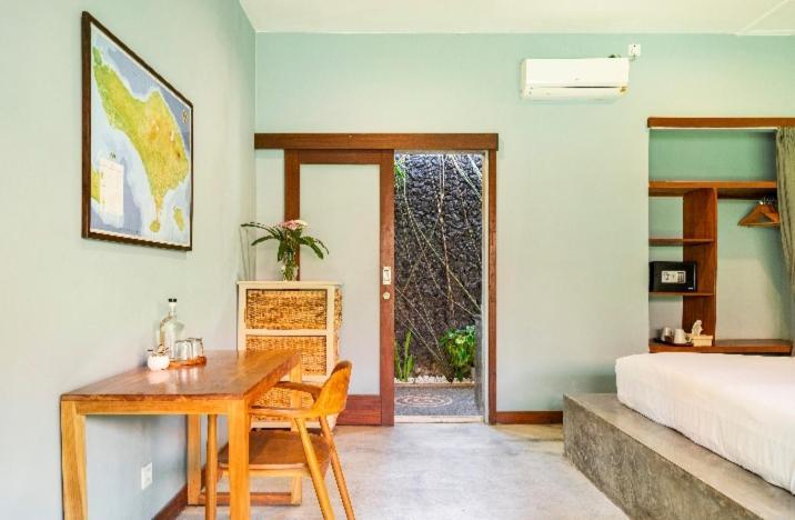 Big Brother Surf Inn Canggu Dış mekan fotoğraf