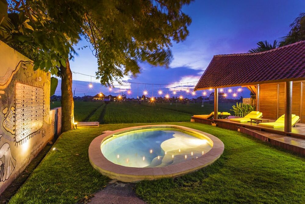 Big Brother Surf Inn Canggu Dış mekan fotoğraf