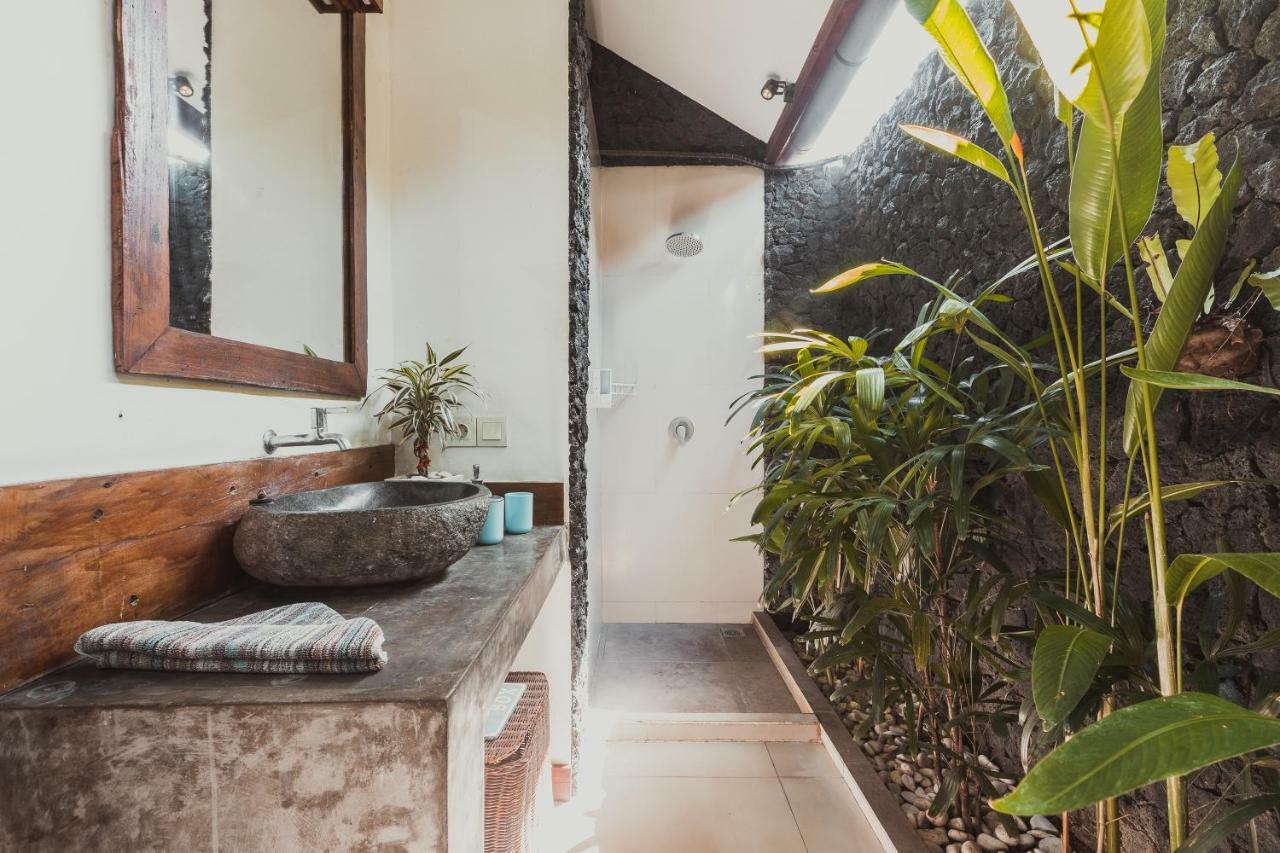 Big Brother Surf Inn Canggu Dış mekan fotoğraf