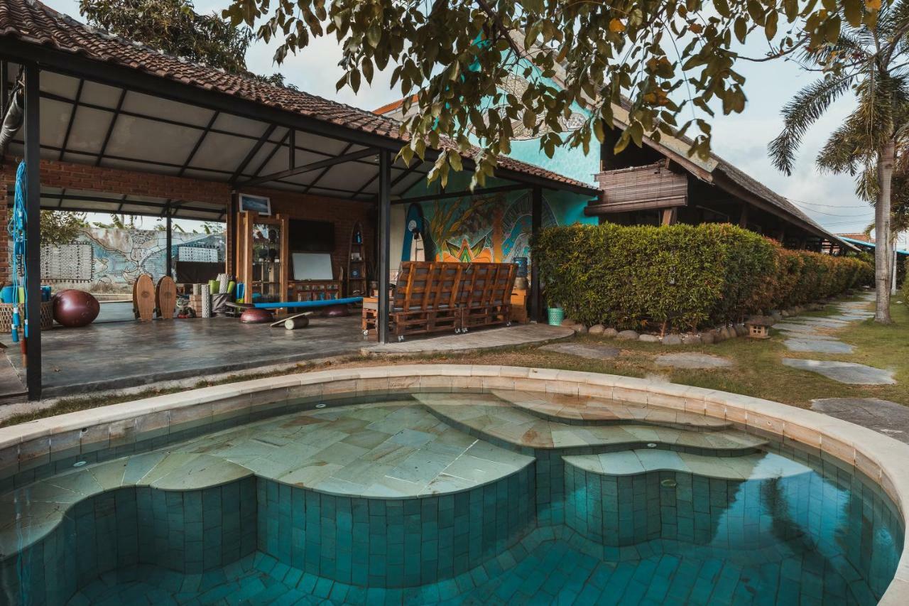 Big Brother Surf Inn Canggu Dış mekan fotoğraf