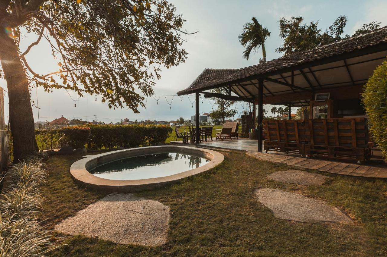 Big Brother Surf Inn Canggu Dış mekan fotoğraf