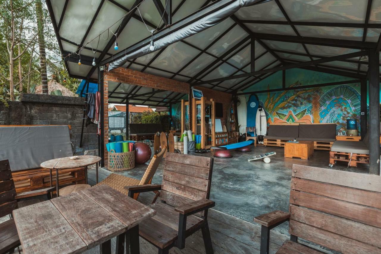 Big Brother Surf Inn Canggu Dış mekan fotoğraf